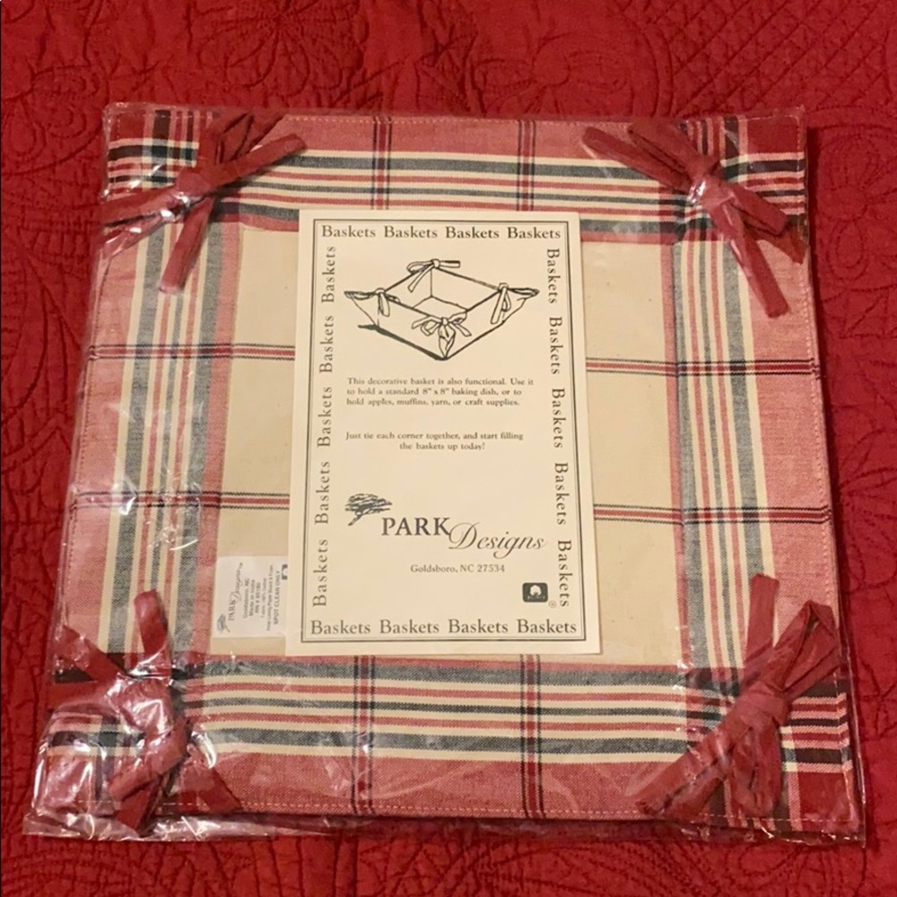 Park Designs Decorative Basket NWT